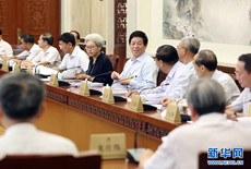 Chinese Lawmakers Deliberate Preschool Education, Economic R